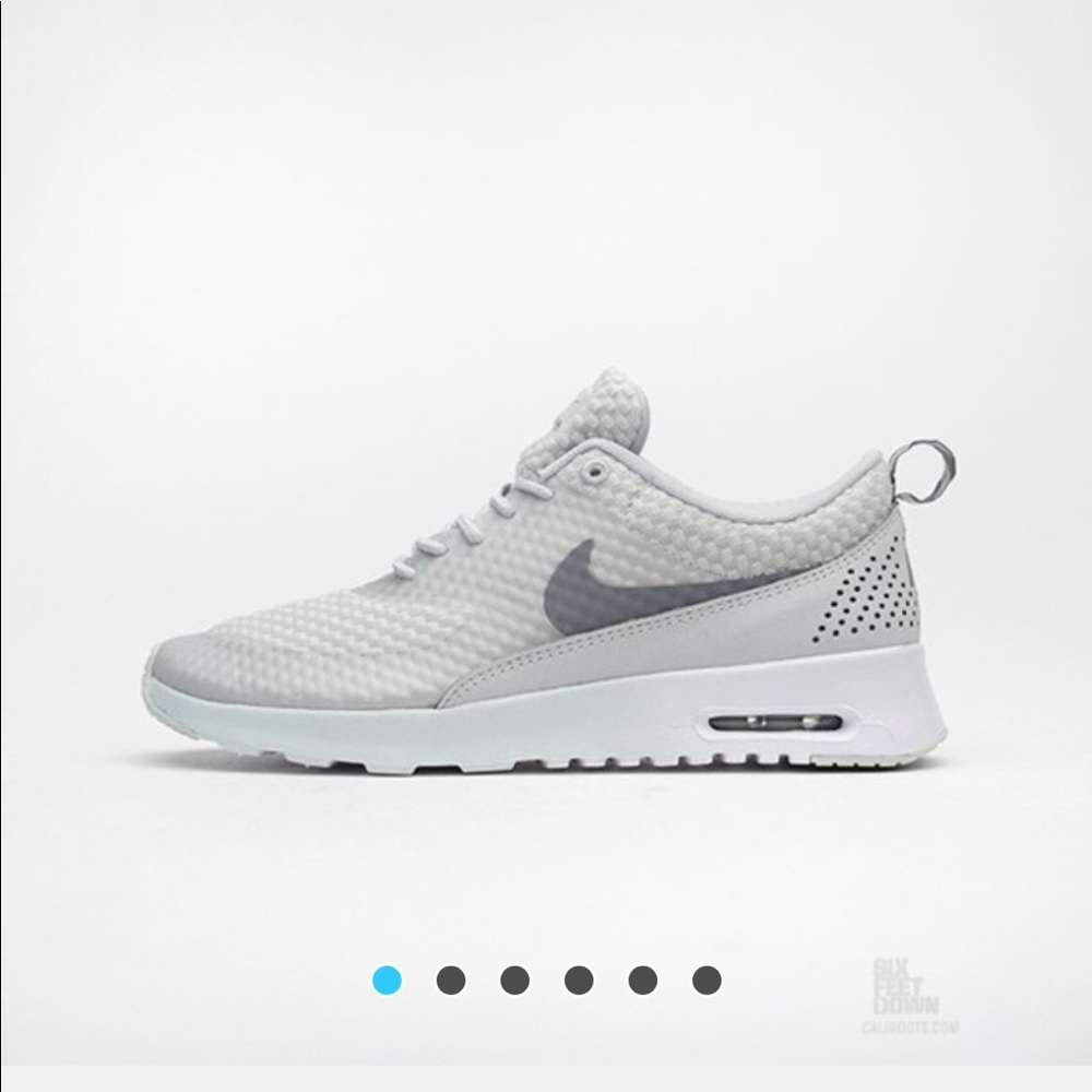 Nike AirMax Thea runners